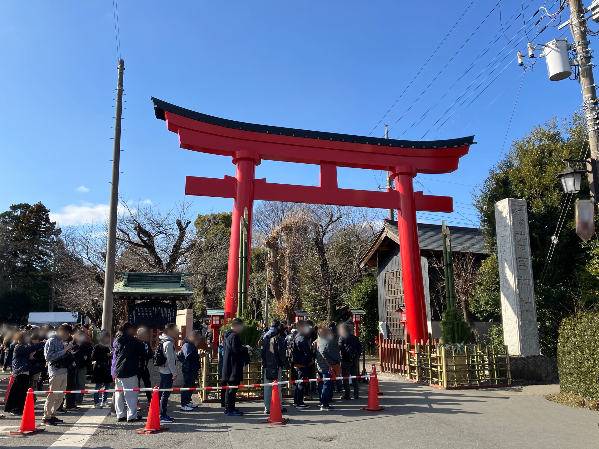 「信心」とは何か? 初詣の光景から仏教の教えに見出す「信じる心」と人生の道標