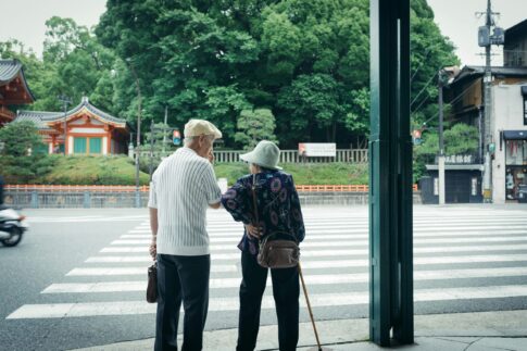 親の介護と「智慧の孝行」――感情に巻き込まれず、苦を減らすために